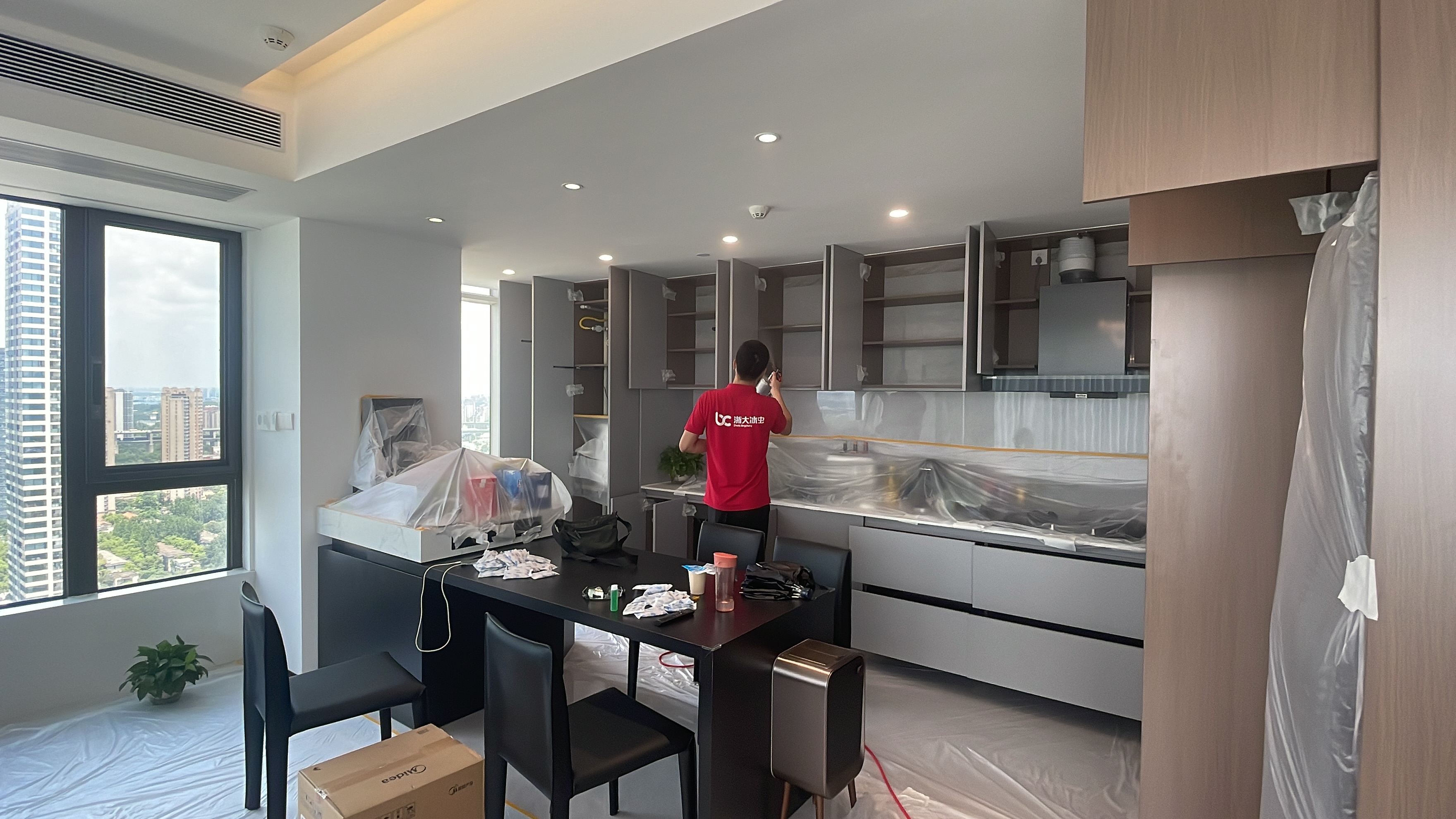 武汉冰虫工程师在光谷